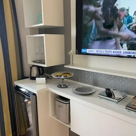 Park Mirabeau Отель 4*