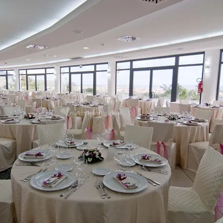 Park Mirabeau Hotel 4*