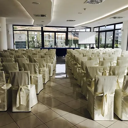 Park Mirabeau Отель 4*