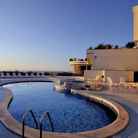 Park Mirabeau Отель 4*