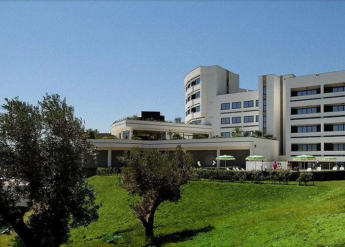 Park Mirabeau 酒店