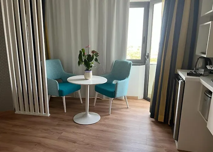 酒店 Park Mirabeau 4*