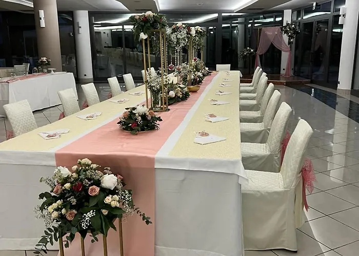 Park Mirabeau 酒店 蒙泰保内