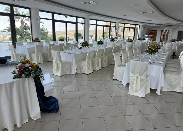 Park Mirabeau 酒店 4*