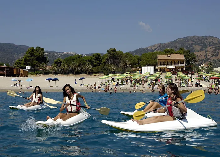 Park Mirabeau 酒店 4*