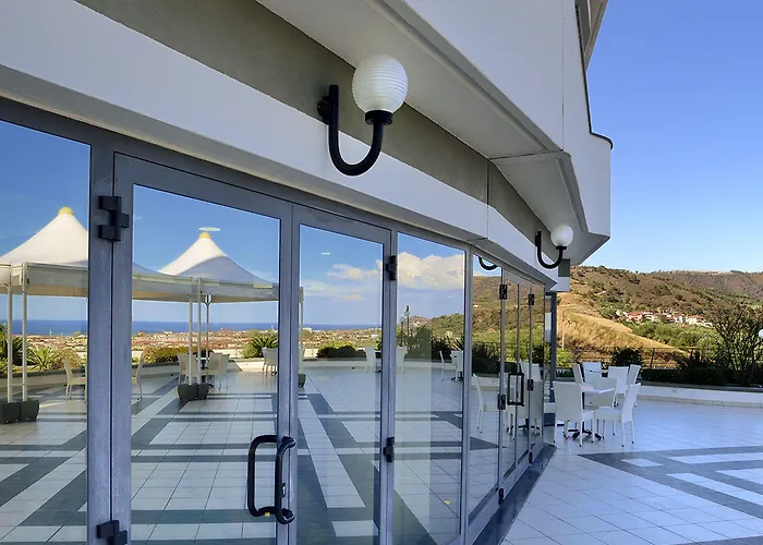 Park Mirabeau 蒙泰保内