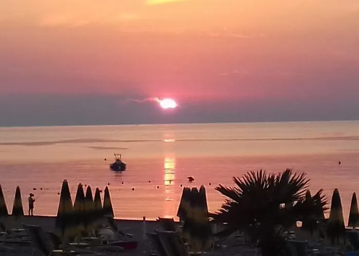 Park Mirabeau 酒店 蒙泰保内