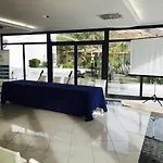 מלון Park Mirabeau 4*