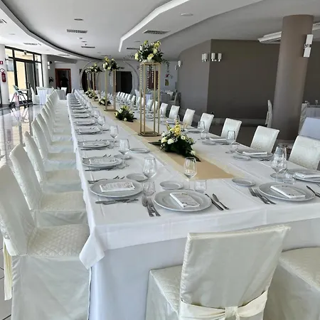 Park Mirabeau 4*