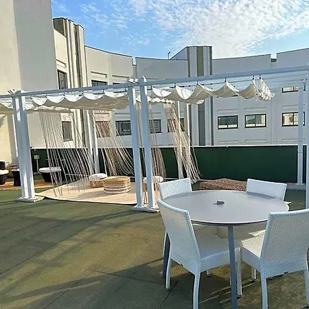 Park Mirabeau 4*