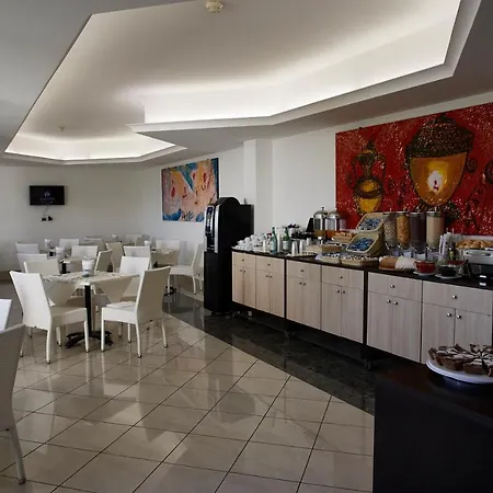 Park Mirabeau 몬테파오네