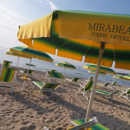 Park Mirabeau ホテル 4*