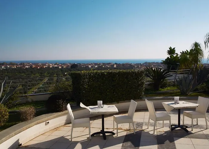 Park Mirabeau 酒店